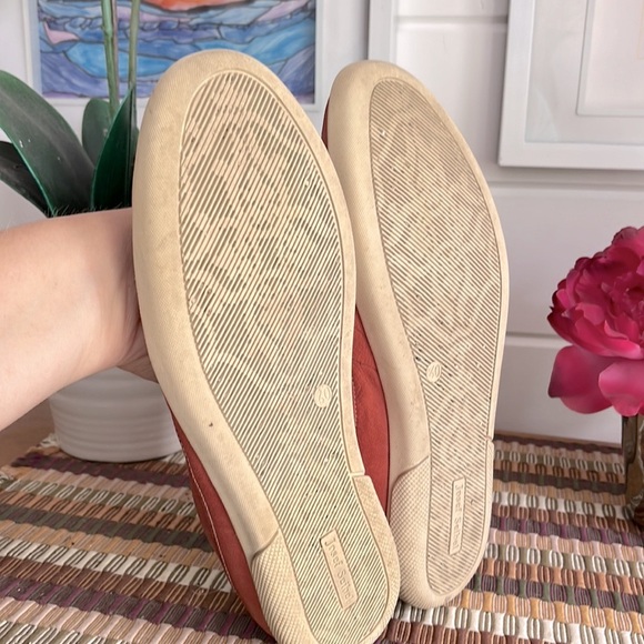 Josef Seibel Tangerine color loafer, size 40, in good used condition - Picture 4 of 8